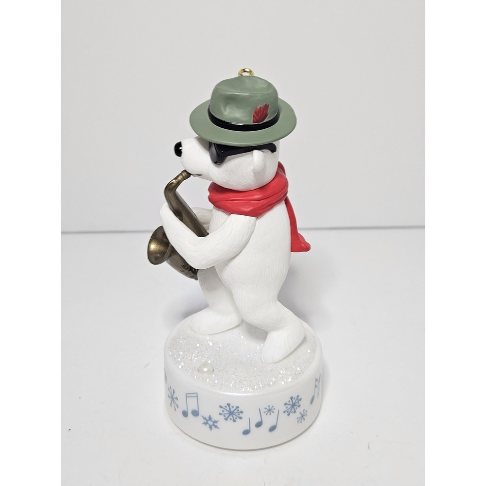 Hallmark 2021 Stylin Saxophone Bear Magic Sound Musical Keepsake Ornament NIB - Picture 5 of 7